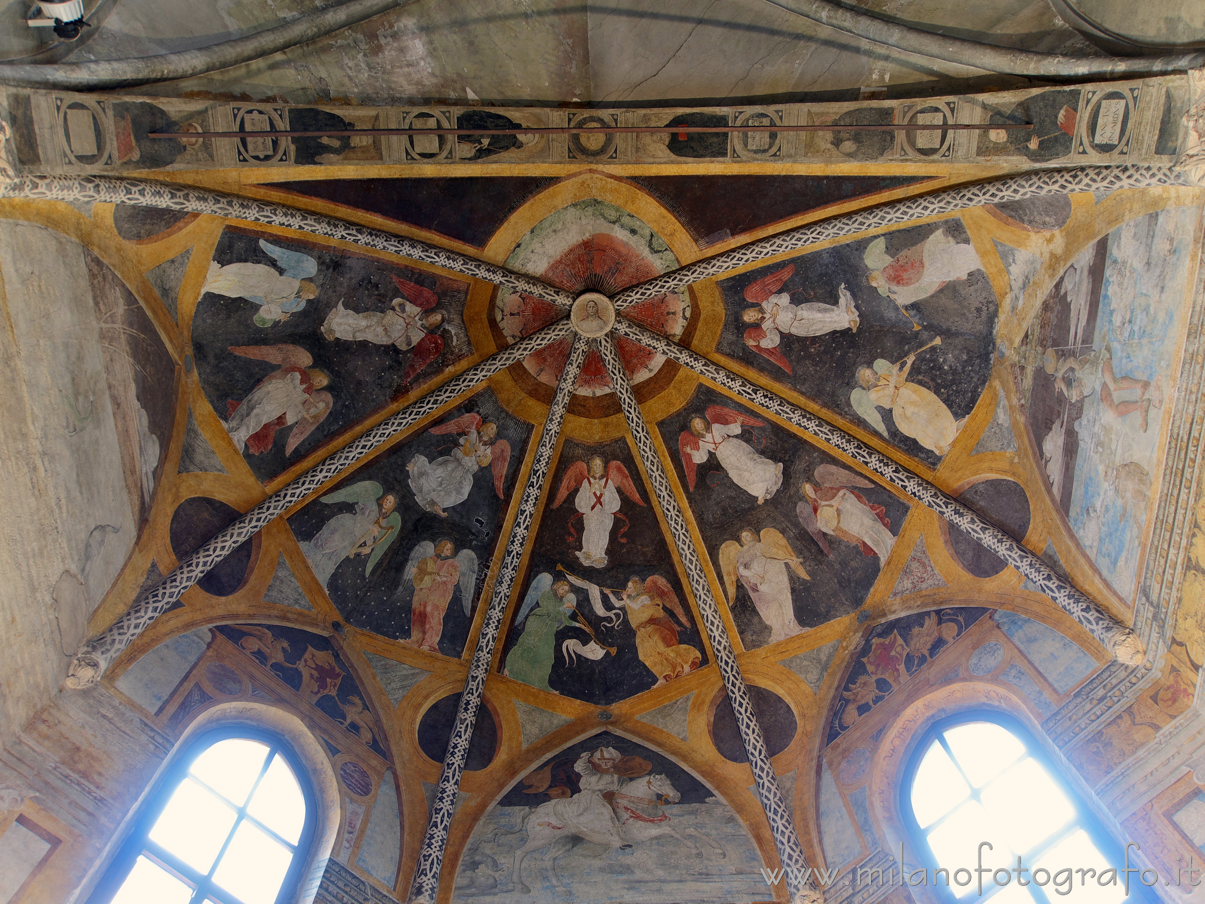 Milano - Volta della Cappella Grifi nella Chiesa di San Pietro in Gessate